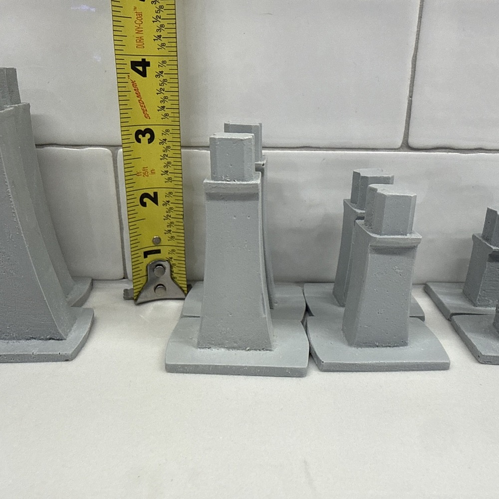 Graduated Columns / Piers 10 Pc Disney Toy Monorail Track Low Version - Gray - Picture 4 of 10